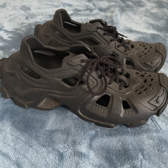 Balenciaga HD Sneakers SZ 13 - Picture 2 of 7